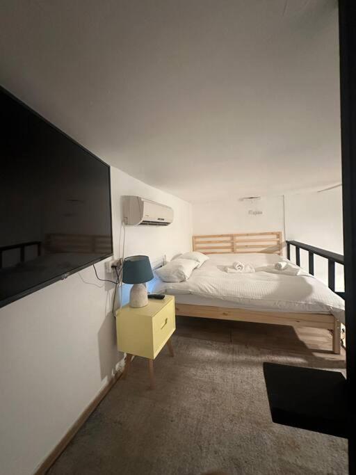 Apartment Carmel Market *